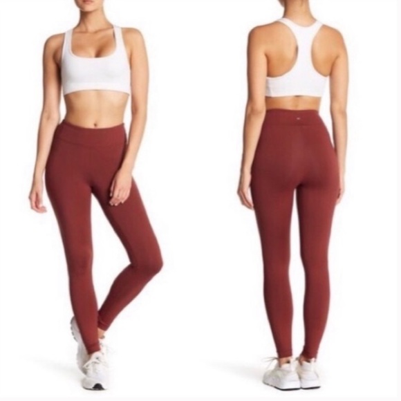 Koral Sandstone Drive Leggings - Picture 3 of 11